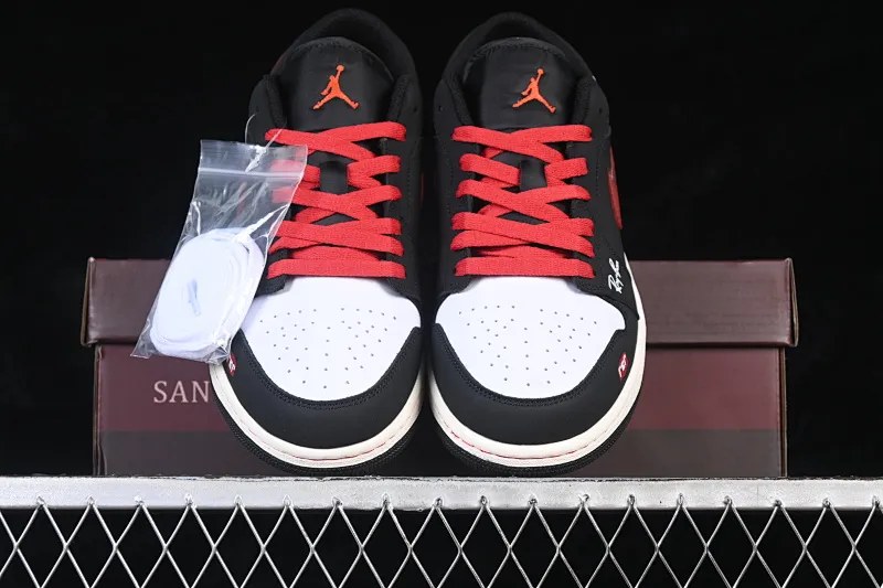 All Categories Air Jordan Jordan Series Basketball Shoes Air Jordan 1 Low Air Jordan 1 Low AJ1 Joe 1 Year of the Horse Limited Low-State Cultural Casual Shoes 553558-040